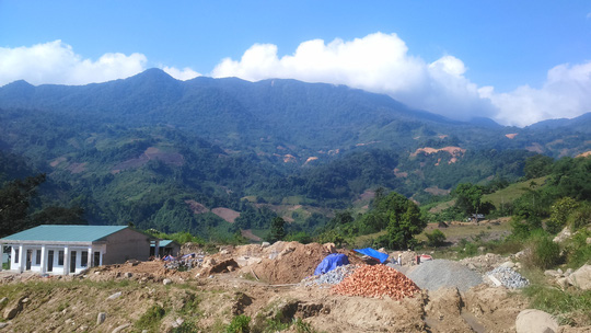 [-]Thủy[-]điện[-]thừa[-]mứa[-]vẫn[-]cố[-]x&acirc;y